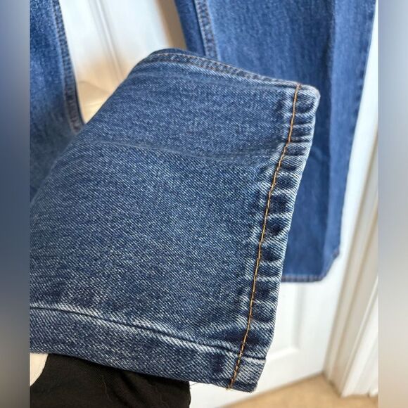 LEVIS - 505 M Sz 36/30 Regular Fit Straight-Leg Jeans/Medium Wash EUC - Picture 7 of 16